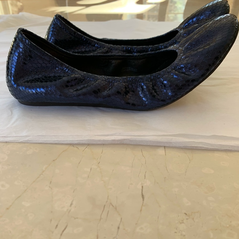 Vera Wang Lavender Snakeskin Ballet Flat
